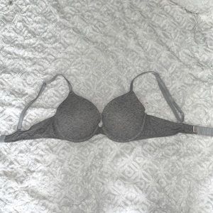 size 36b, victoria secret pink, gray t shirt bra
